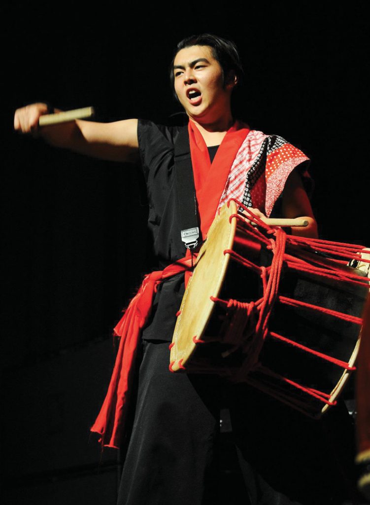 Ikenga performing